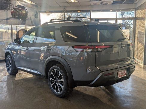 New 2026 Nissan Pathfinder Platinum AWD/4WD image 5