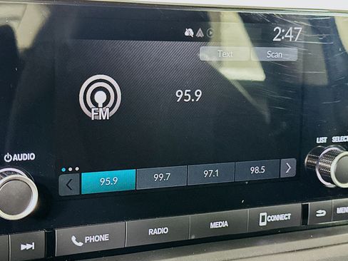 Used 2023 Honda Accord LX image 19