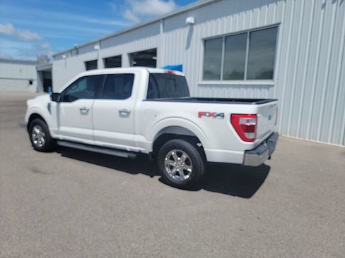 Used 2021 Ford F150 Lariat AWD/4WD image 3
