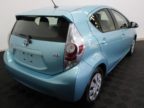 Used 2013 Toyota Prius C One FWD image 5