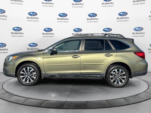 Used 2016 Subaru Outback 3.6R Limited AWD/4WD image 3