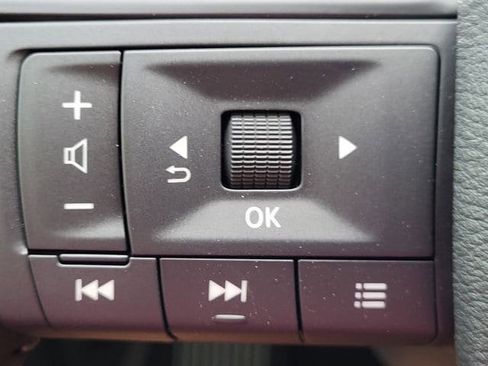 New 2026 Nissan Pathfinder SV AWD/4WD image 8