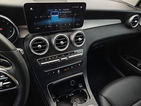 Used 2020 Mercedes-Benz GLC 300 GLC 300 image 21