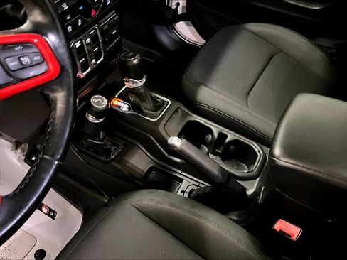 Used 2020 Jeep Wrangler Unlimited Sport AWD/4WD image 18