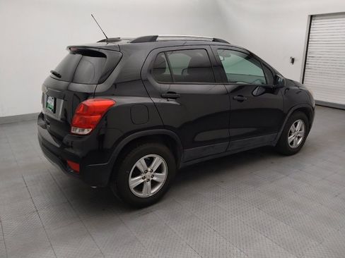 Used 2021 Chevrolet Trax LT FWD image 10