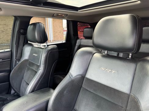 Used 2012 Jeep Grand Cherokee SRT8 w/ Luxury Group II image 13