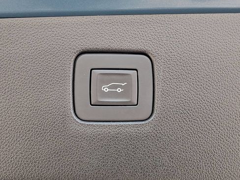 Used 2024 Buick Envista Preferred w/ Convenience II Package FWD image 29