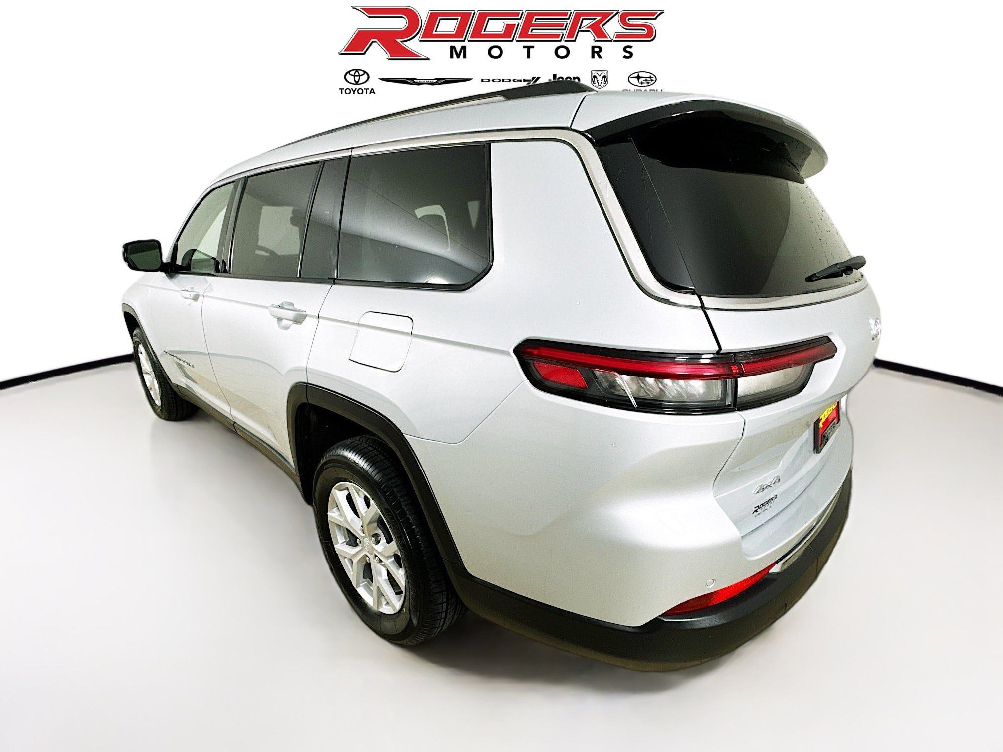 Certified 2023 Jeep Grand Cherokee L Limited AWD/4WD image 6