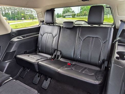 Used 2019 Ford Expedition Platinum AWD/4WD image 19