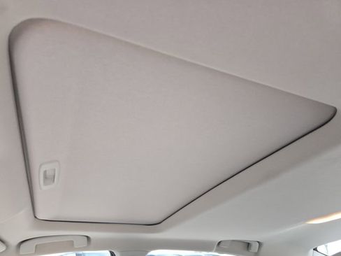 Certified 2024 Nissan Altima 2.5 SV w/ SV Premium Package FWD image 22