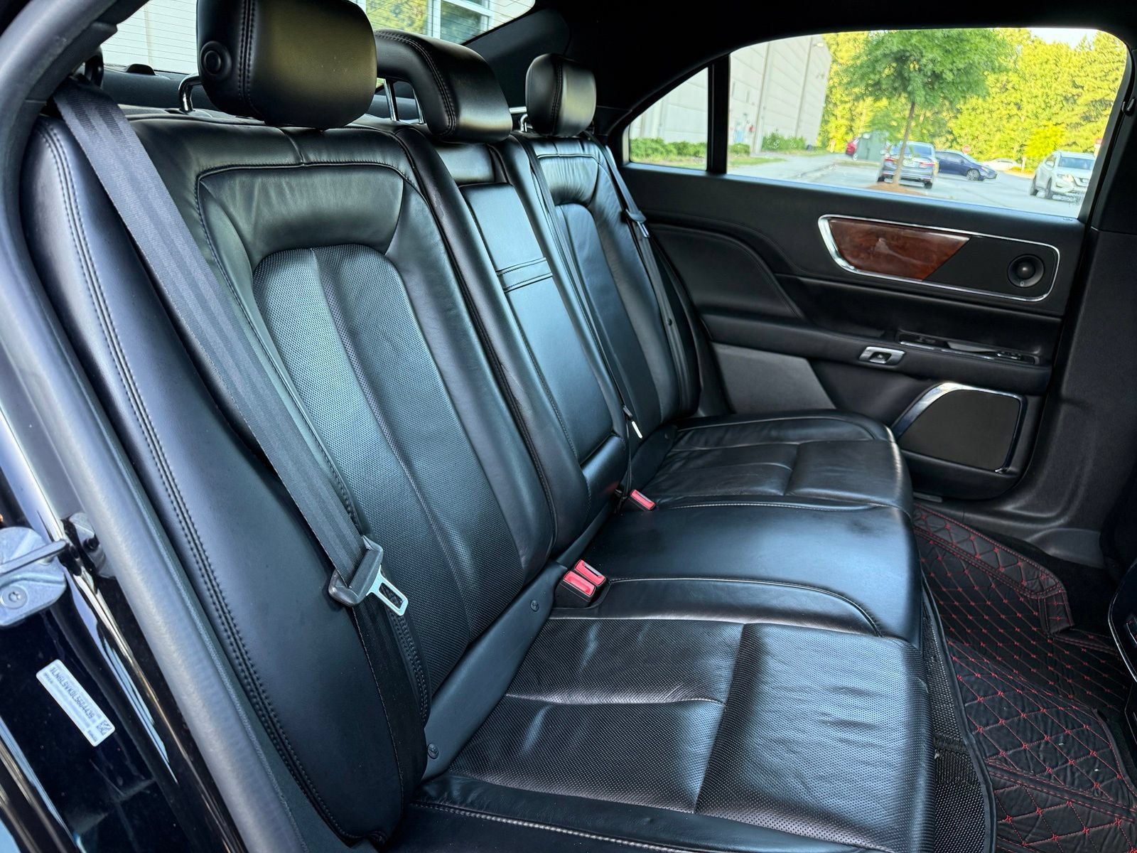 Used 2020 Lincoln Continental AWD w/ Premium Package image 41