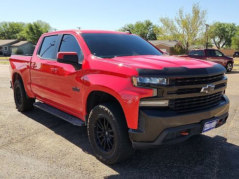 Used 2019 Chevrolet Silverado 1500 LT w/ Texas Edition image 4