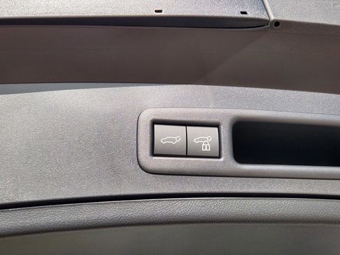 New 2026 Lexus UX 300h FWD image 32