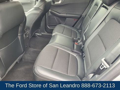 New 2025 Ford Escape SE w/ Class II Trailer Tow Package image 11