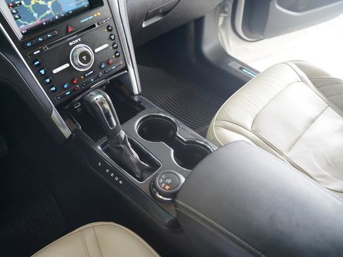 Used 2016 Ford Explorer Platinum AWD/4WD image 22