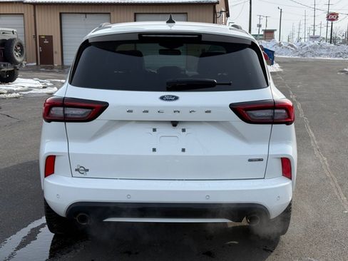 Used 2023 Ford Escape ST-Line Elite image 7