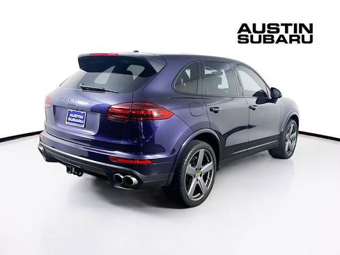 Used 2017 Porsche Cayenne S image 7