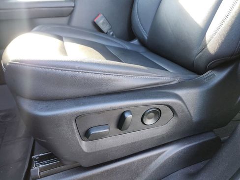 Used 2023 Chevrolet Tahoe Z71 w/ Z71 Off-Road Package image 25