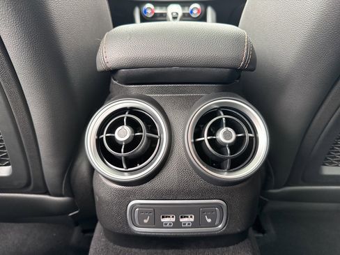 New 2025 Alfa Romeo Giulia Intensa w/ Driving Assist Package image 18