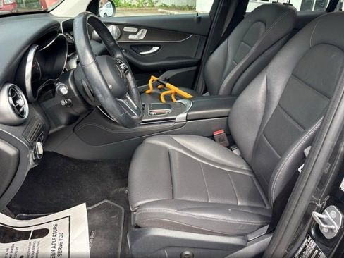Used 2020 Mercedes-Benz GLC 300 4MATIC image 12