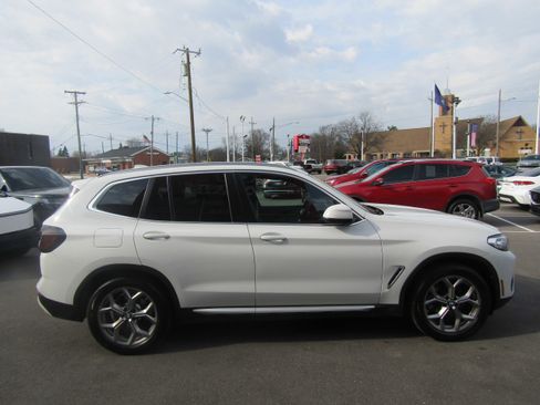 Used 2022 BMW X3 xDrive30i w/ Premium Package image 5
