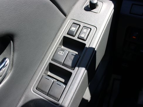 Certified 2025 Nissan Frontier SV AWD/4WD image 25
