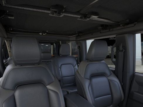 New 2026 Ford Bronco Outer Banks AWD/4WD image 12