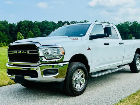 Used 2022 RAM 2500 Tradesman w/ Chrome Appearance Group AWD/4WD image 1