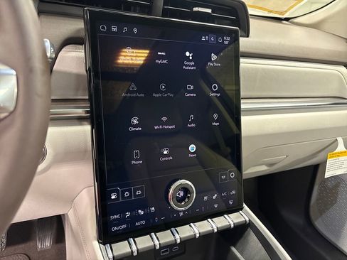 New 2026 GMC Terrain Denali AWD/4WD image 35