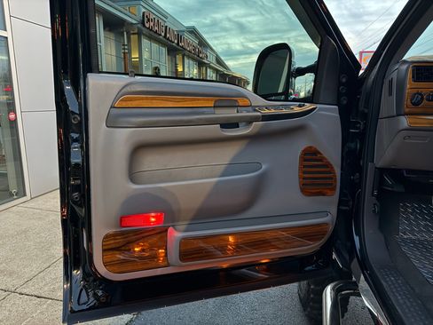 Used 1999 Ford F350 4x4 Crew Cab DRW Super Duty image 31