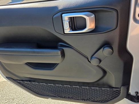 Used 2023 Jeep Wrangler Sport image 29