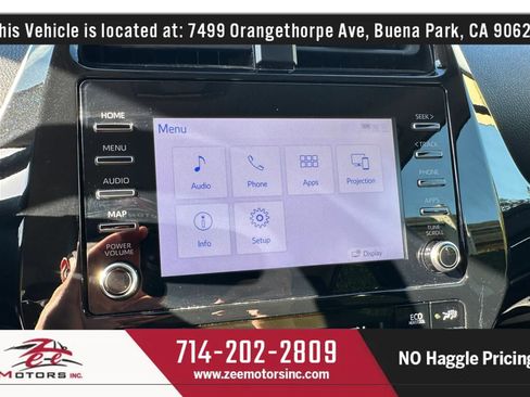 Used 2020 Toyota Prius LE FWD image 29