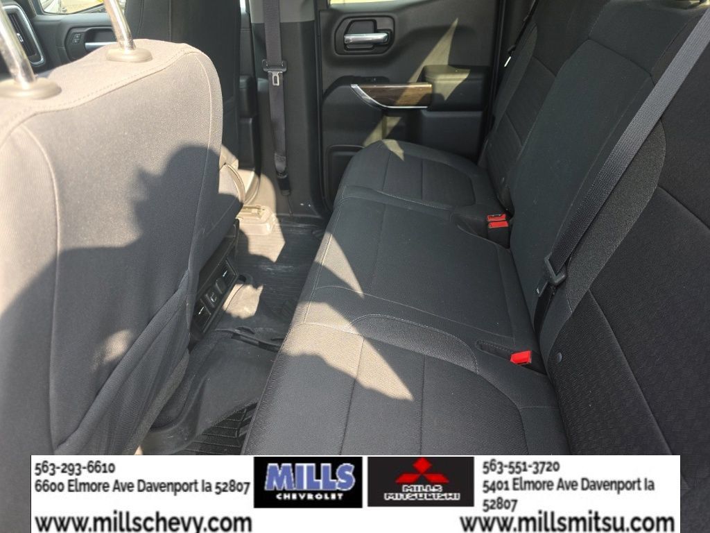 Used 2020 Chevrolet Silverado 1500 RST AWD/4WD image 15