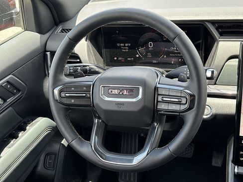 New 2026 GMC Terrain AT4 w/ Technology Package II AWD/4WD image 8