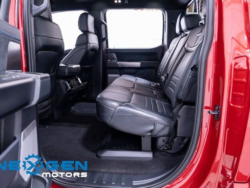 Used 2024 Ford F150 Platinum image 43