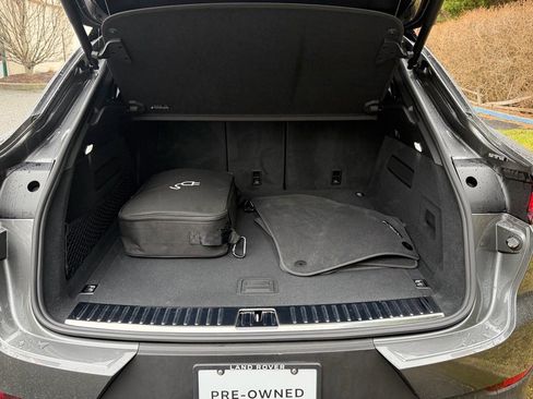 Used 2022 Porsche Cayenne E-Hybrid Coupe image 5