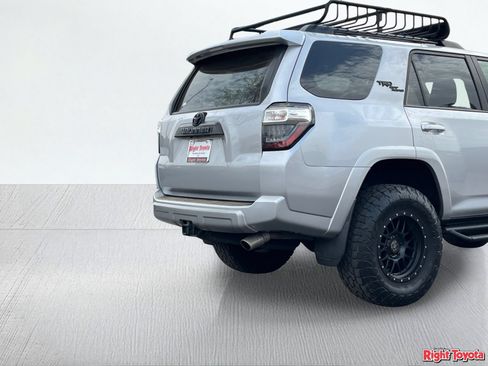 Certified 2020 Toyota 4Runner TRD Off-Road Premium w/ Moonroof Package AWD/4WD image 12