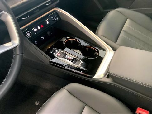 Certified 2025 Audi Q5 Premium w/ Convenience Package AWD/4WD image 16