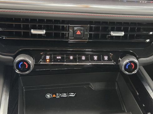 New 2026 Chevrolet Suburban RST w/ Comfort Package RWD image 20