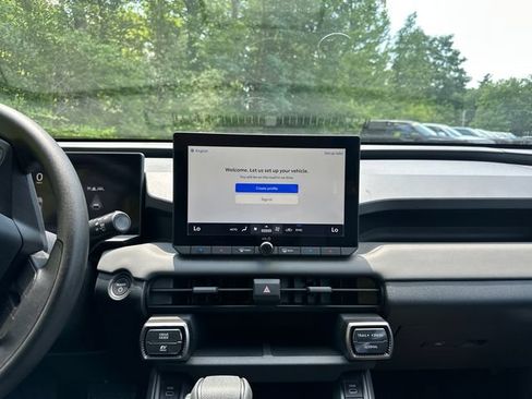 New 2026 Toyota RAV4 LE AWD/4WD image 19
