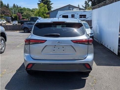 Used 2023 Toyota Highlander Limited AWD/4WD image 50