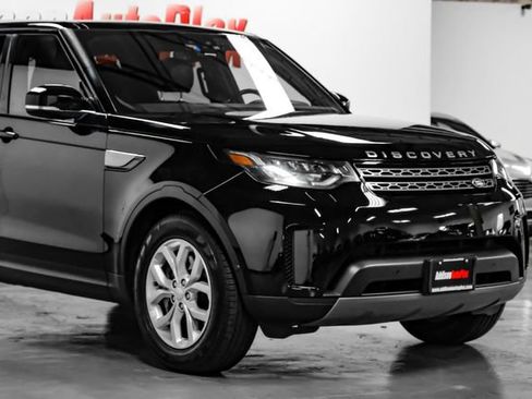 Used 2019 Land Rover Discovery SE image 7