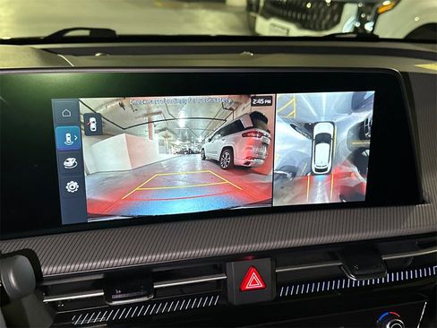 Used 2023 Kia EV6 GT-Line w/ GT-Line Suede Seat Package image 32