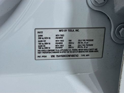 Used 2022 Tesla Model Y Long Range AWD/4WD image 55