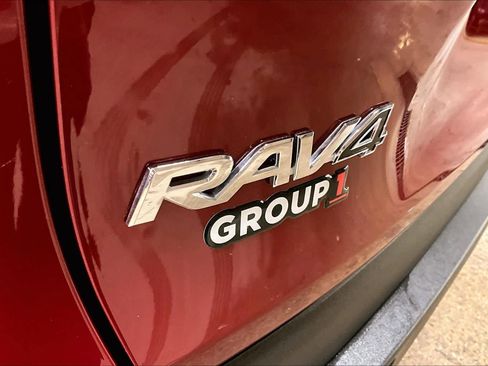 Certified 2022 Toyota RAV4 LE image 9