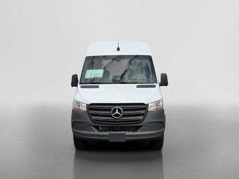 New 2026 Mercedes-Benz Sprinter 2500 image 9
