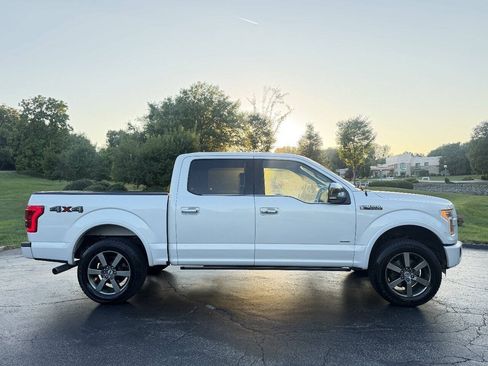 Used 2015 Ford F150 Platinum w/ Equipment Group 701A Luxury AWD/4WD image 5