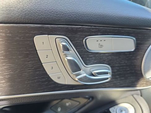 Used 2020 Mercedes-Benz GLC 300 4MATIC image 31