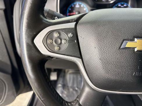 Used 2021 Chevrolet Colorado LT w/ Fleet Safety Package RWD image 12