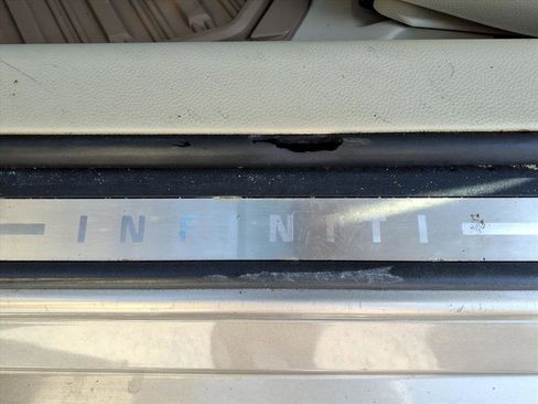 Used 2009 INFINITI G37 x w/ Premium Pkg image 18